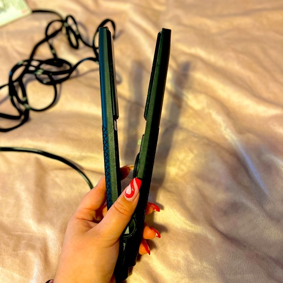 Excellent flat iron - Picture 2 of 4